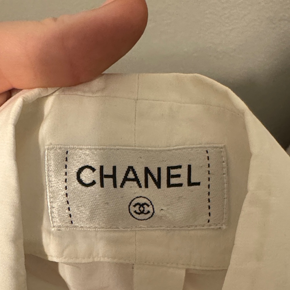 CHANEL Vintage White Button-Up Blouse - Picture 2 of 8